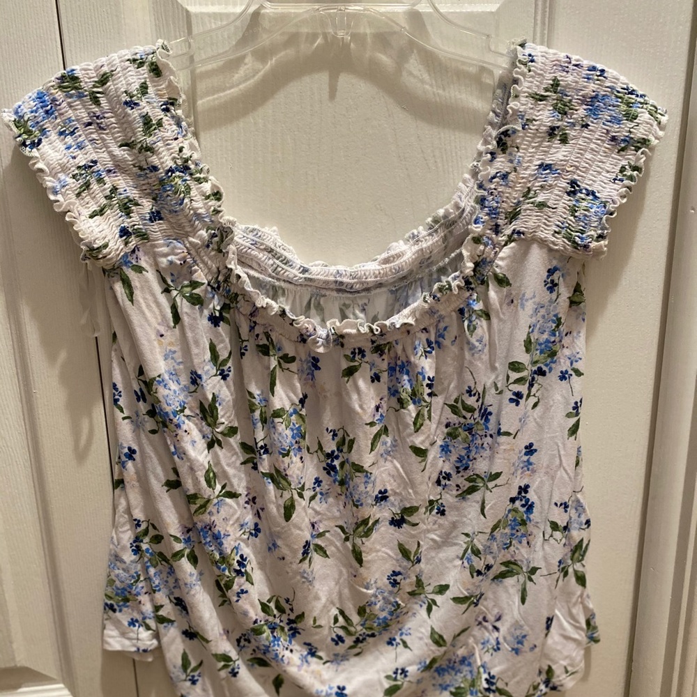 Off the shoulder flower print shirt